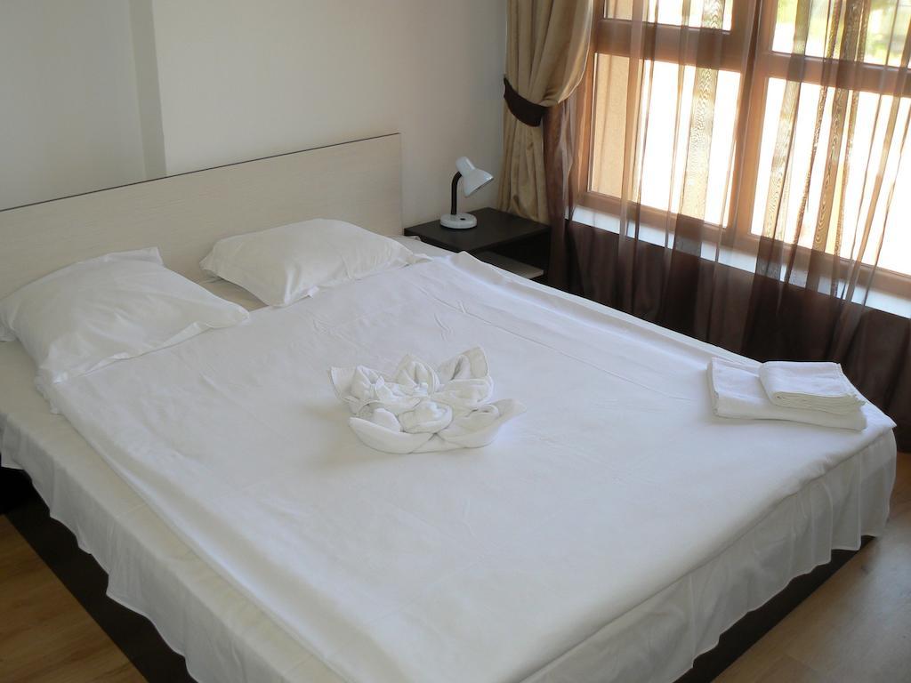 Cabacum Beach Private Apartaments โกลเดน แซนส์ ภายนอก รูปภาพ